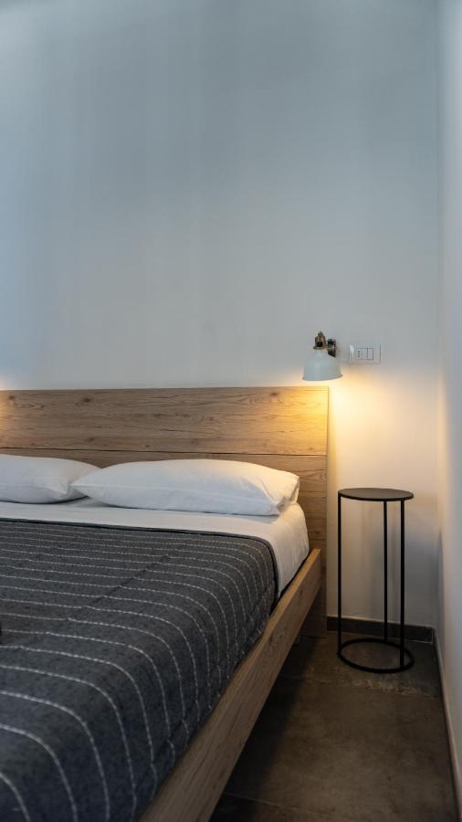 4 Balconi Rooms-Elements B&B Lecce Bagian luar foto